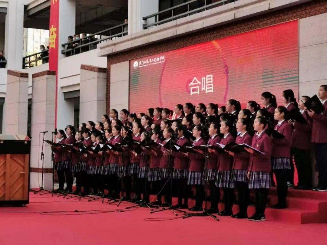 国网武陵源区供电公司:迎战雨雪冰冻天气 全力保障电力可靠供应